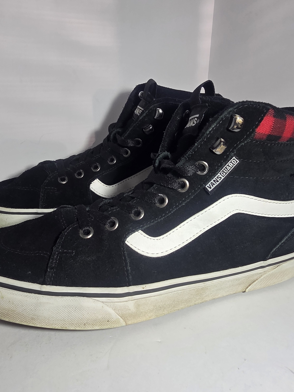 Vans Guard Sk8-Hi Black Suede Red Plaid Buffalo Check High Top Sneakers Men's 9